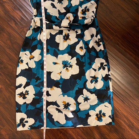 Oscar Women’s Floral Dress | Size 12 | Never Worn - Picture 13 of 14